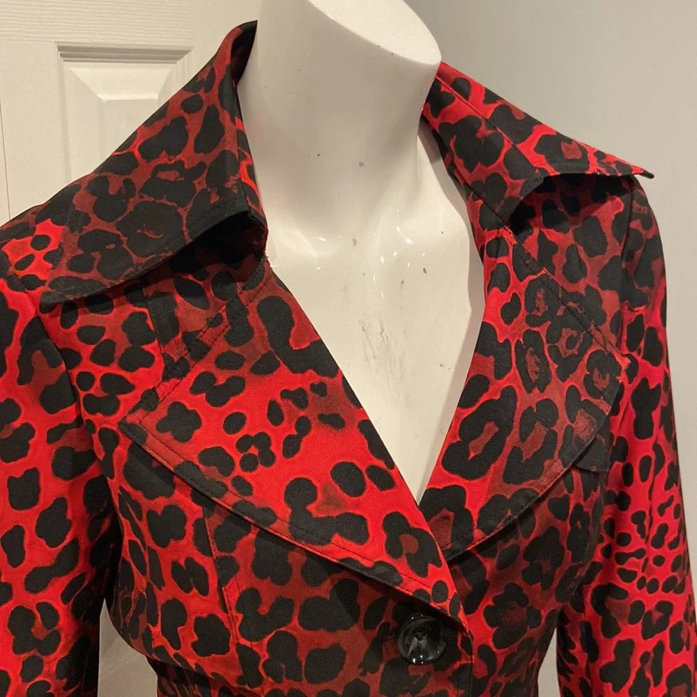 EUC Caché red leopard trench_2